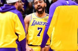 华体会-阵容调整后球队赢球效果显著，令人瞩目